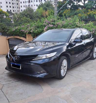 TOYOTA CAMRY 3.5 XLE V6 24V GASOLINA 4P AUTOMÁTICO